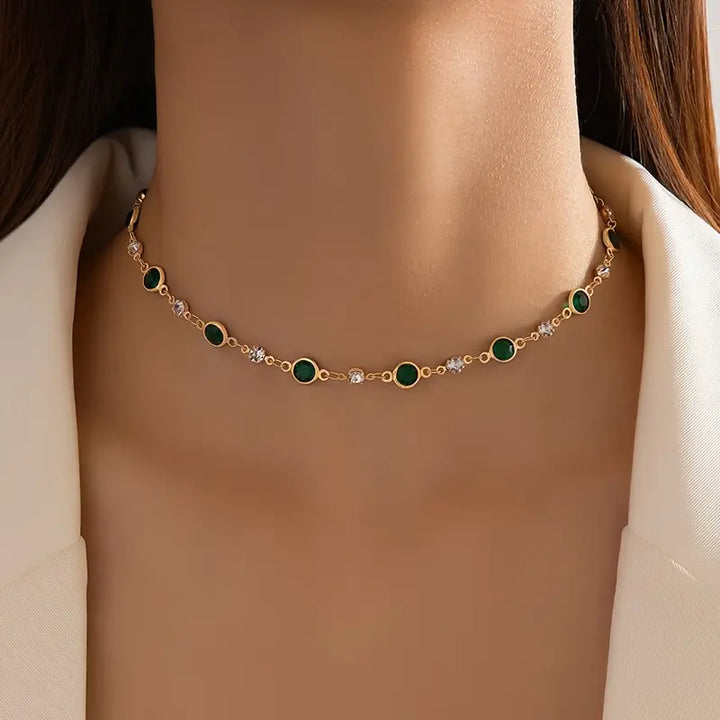 Collar con Colgante de Cristal Verde Esmeralda