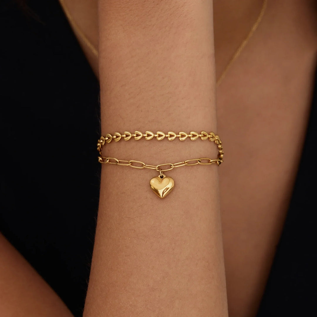 Pulsera con Charm de Corazón en Forma de Clip de Papel