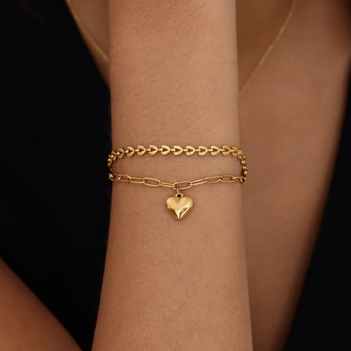 Pulsera con Charm de Corazón en Forma de Clip de Papel