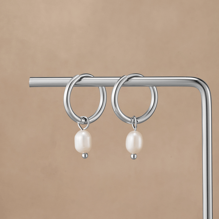 Pendientes de Aro de Plata con Perla de Agua Dulce