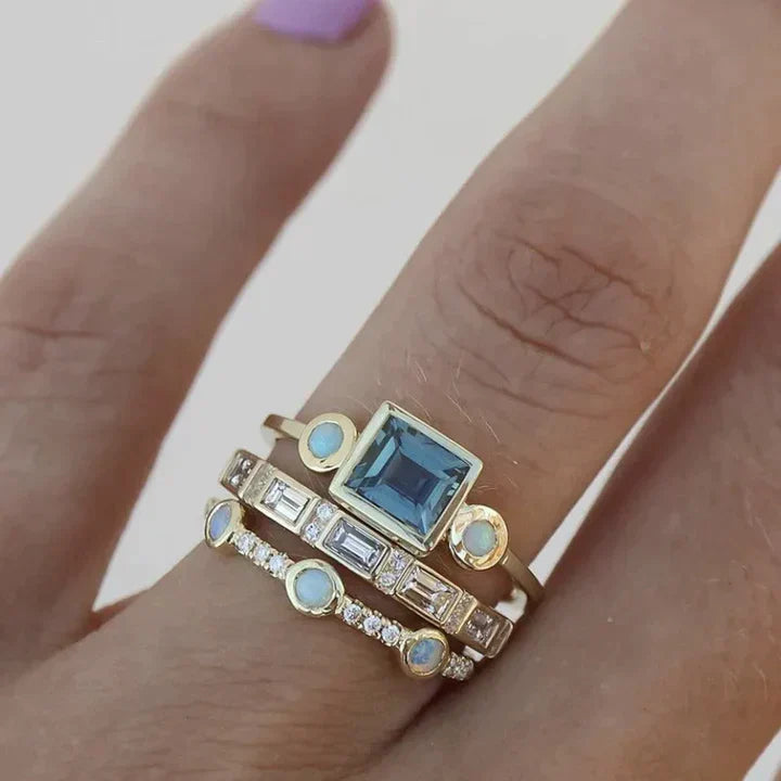 Vivienne | Anillo de estilo vintage con cristal de zafiro