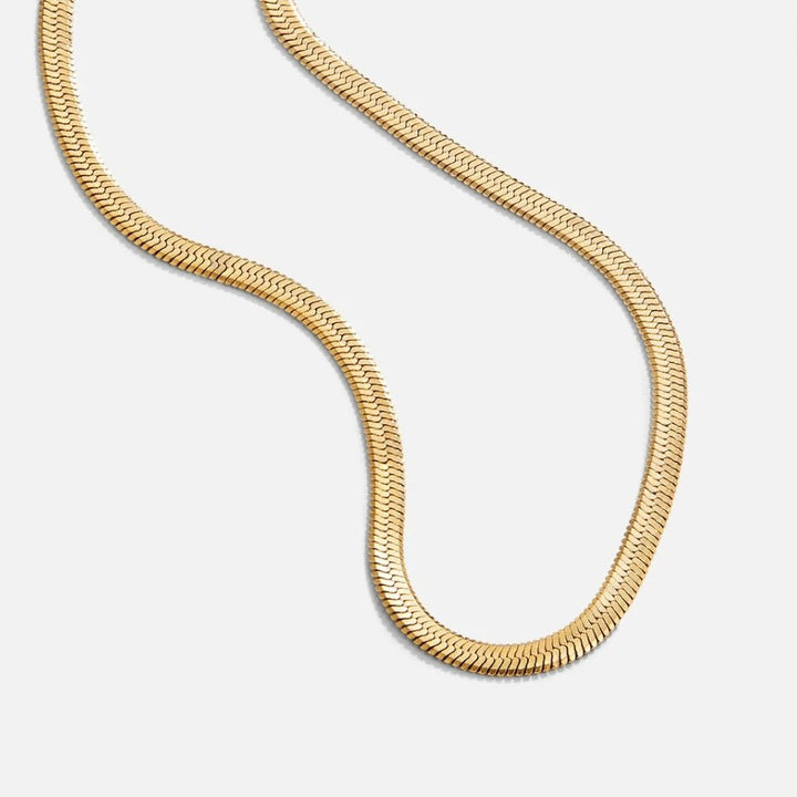 Collar de Cadena Sarya Snake en Oro