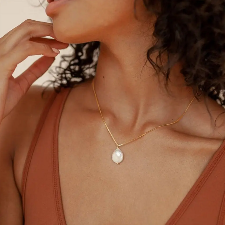 Isabella | Collar con Colgante de Piedra Preciosa