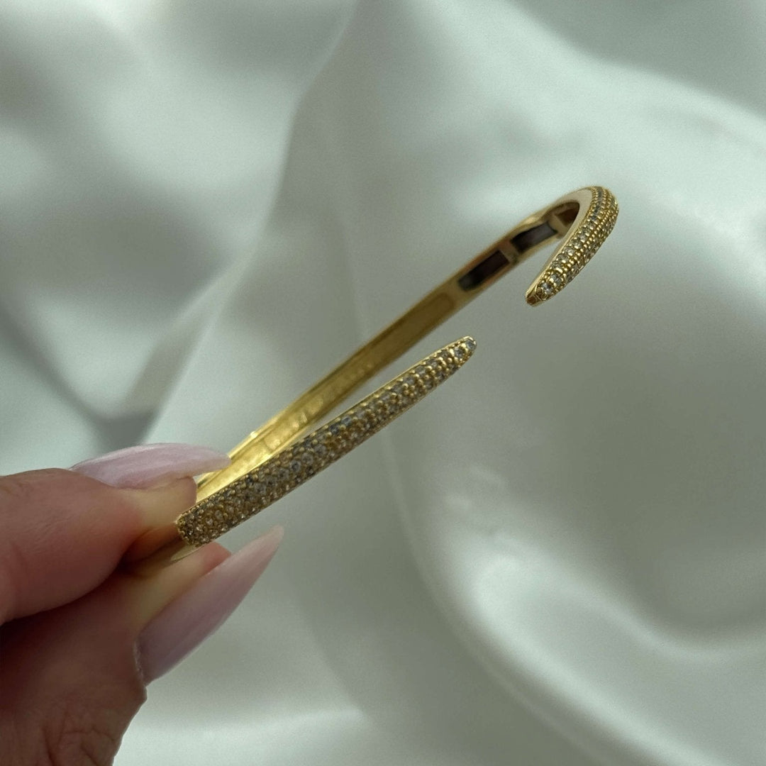 Pulsera Cuff de Piedra de Serenidad