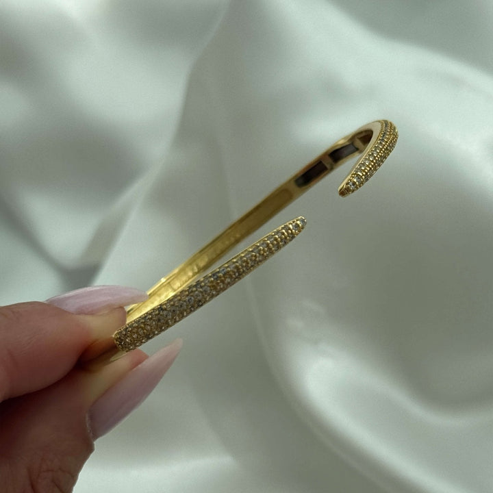 Pulsera Cuff de Piedra de Serenidad