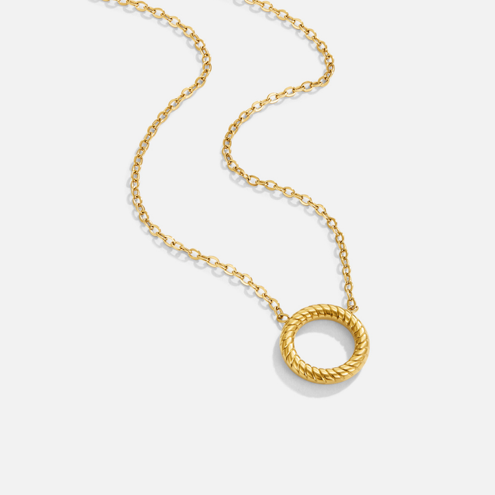 Collar con colgante en forma de círculo Avery