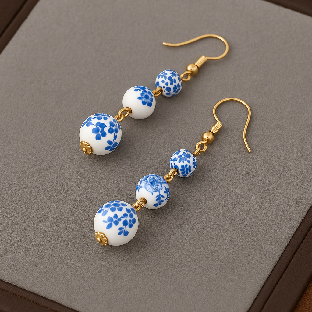 Lyra | Pendientes Colgantes en Azul y Marfil
