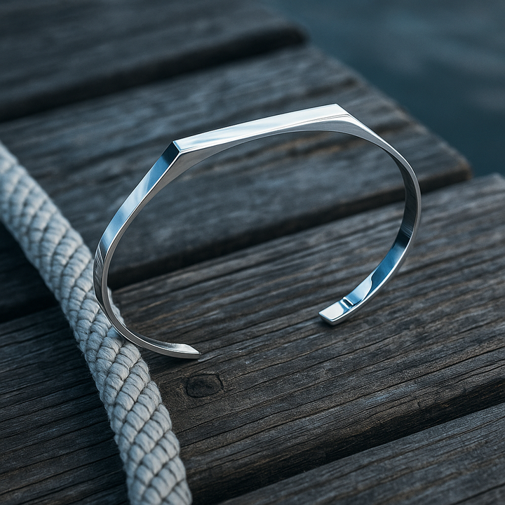 Elara | Pulsera de la Línea Plateada