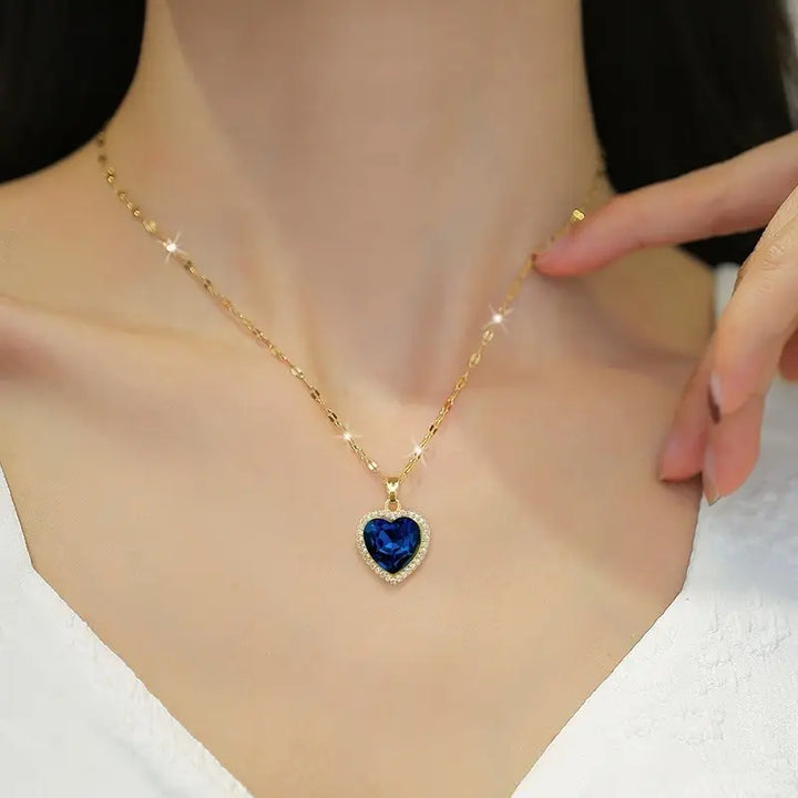 Collar de Oro Jaselle Vireyne