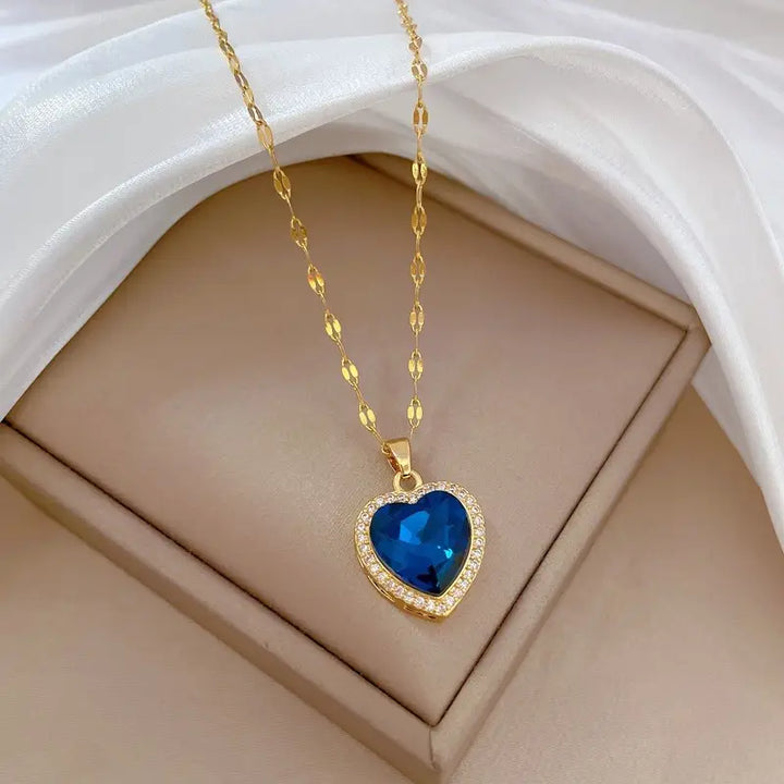 Collar de Oro Jaselle Vireyne