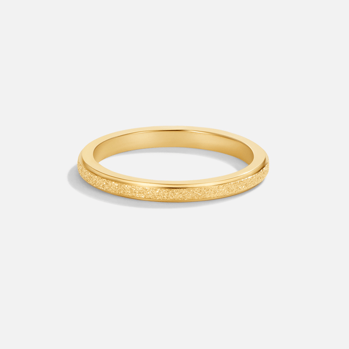 Anillo de Banda de Oro Amelia
