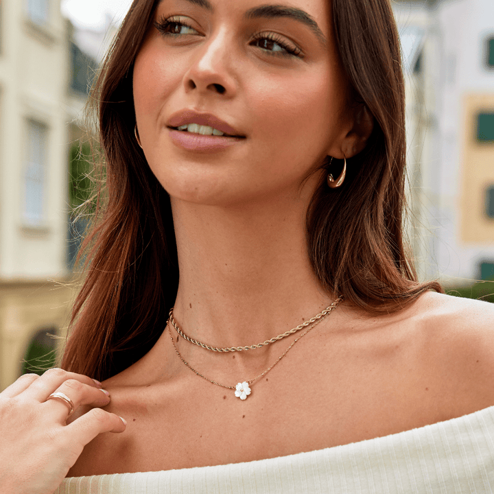 Collar de Cadena Retorcida Calla Gold