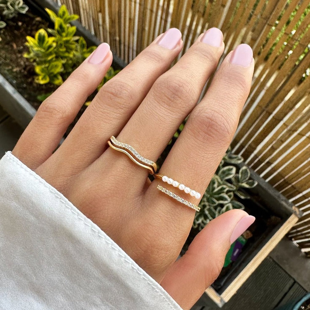 Anillo de Oro y Cristal Juni en Capas