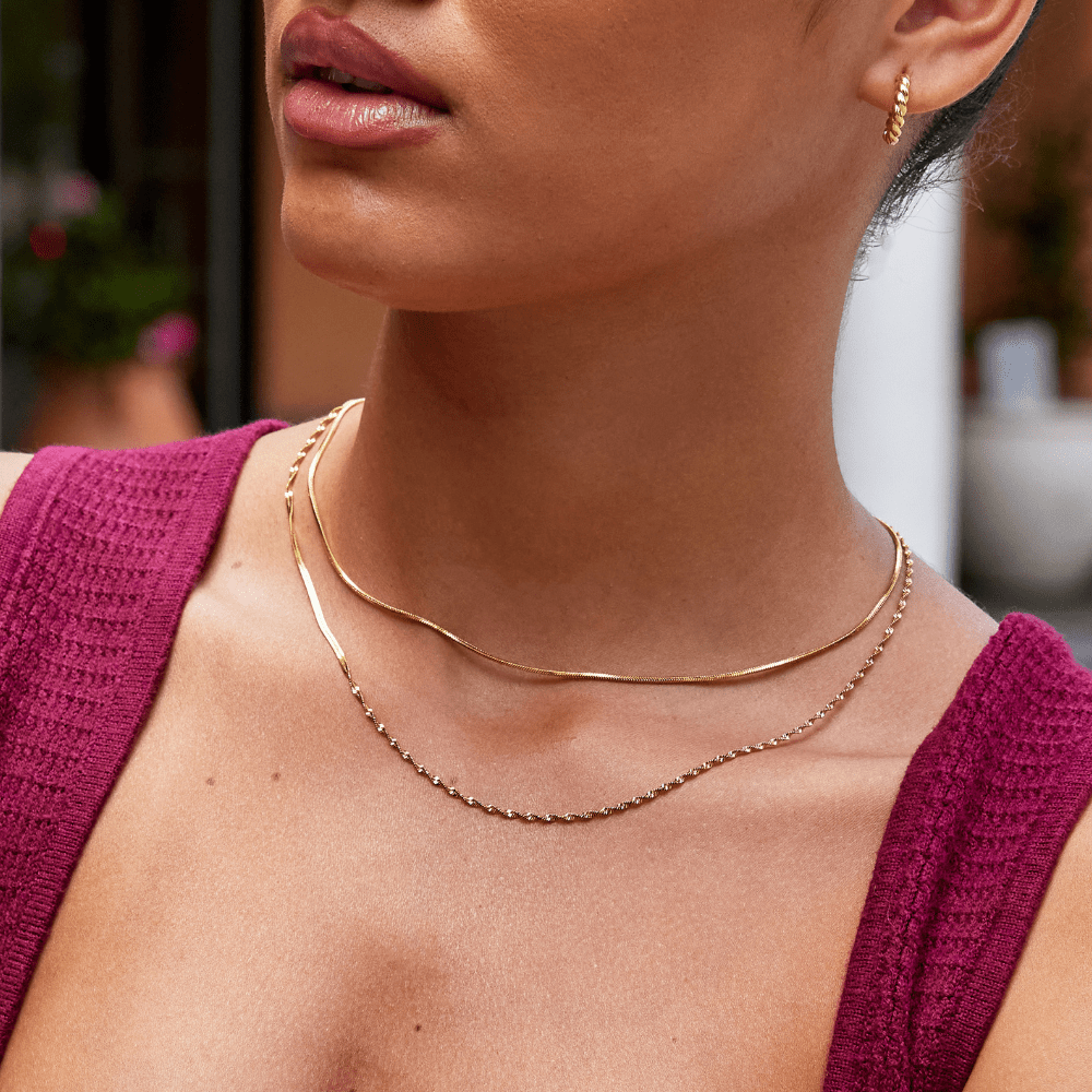 Collar de Oro en Capas Leona