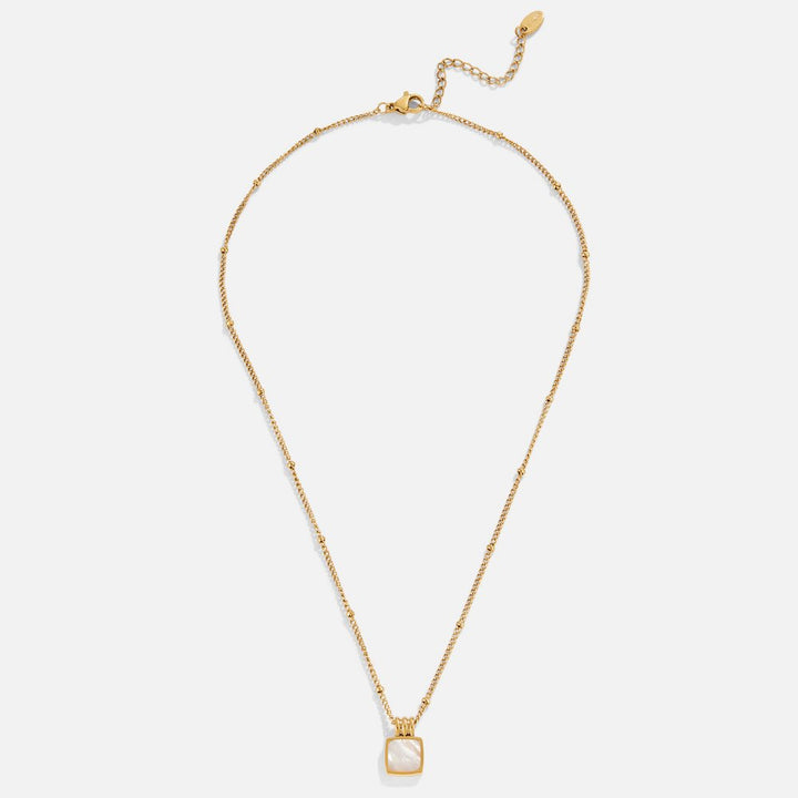 Collar de Colgante de Concha Blanca de Lucia
