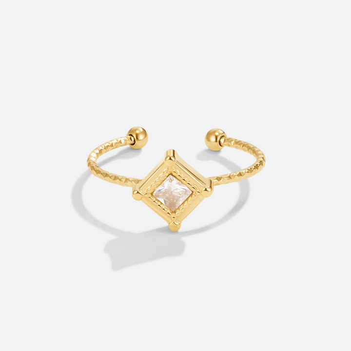 Anillo Sofía en Forma de Diamante