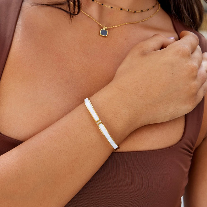 Brazalete de Oro Blanco Sahara